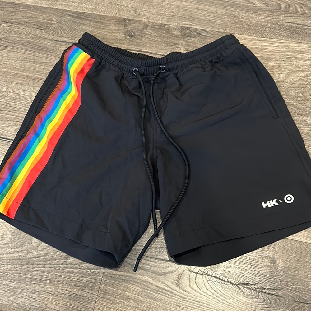 NEVER WORN - PRIDE elastic shorts with pockets!